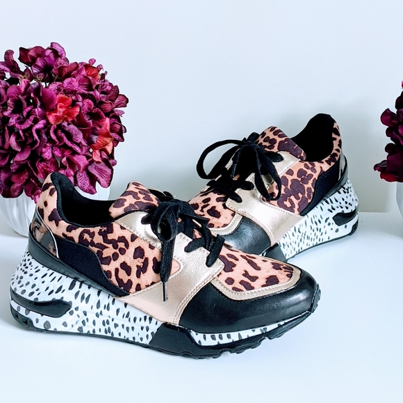 Steve Madden Shoes - NWOB Steve Madden Leopard Cliff Sneakers